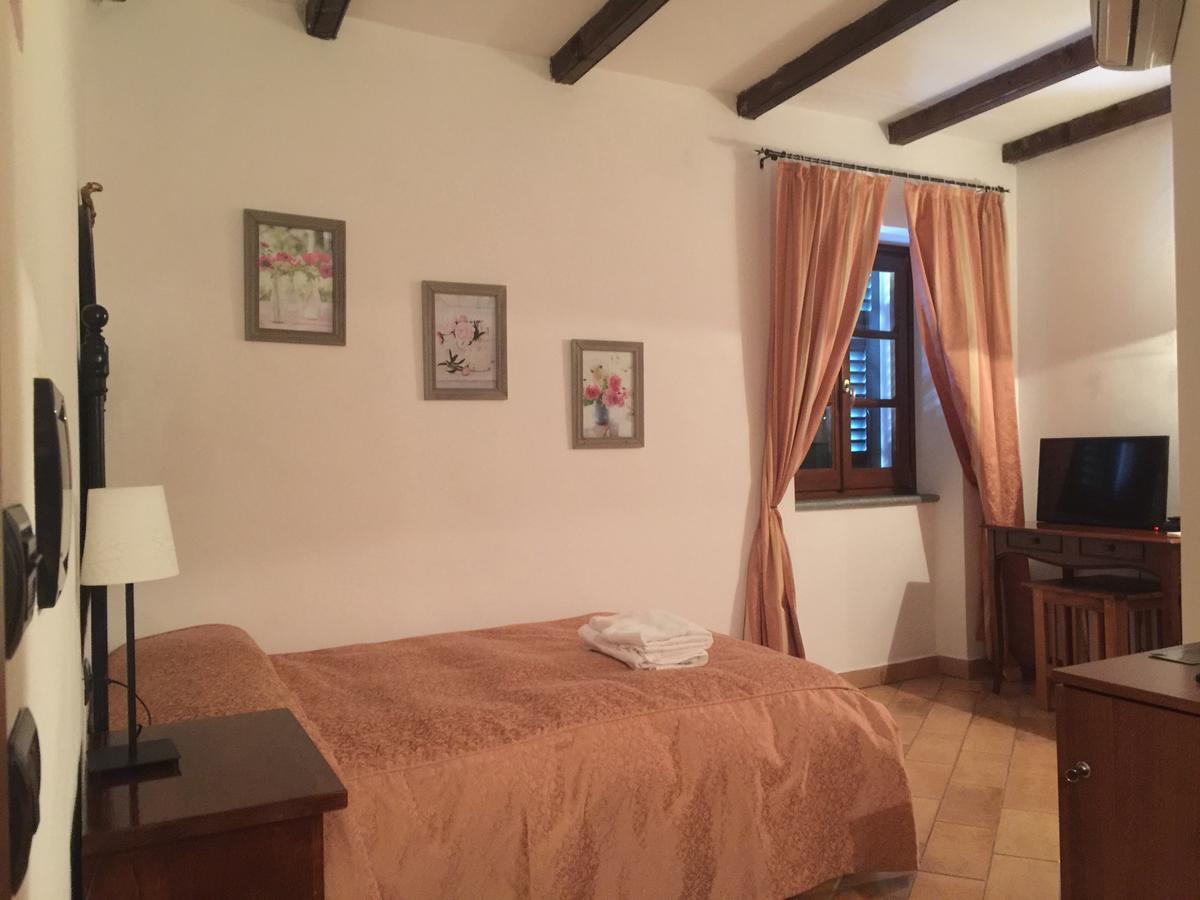 Il Portico Hotel Carrosio Ngoại thất bức ảnh